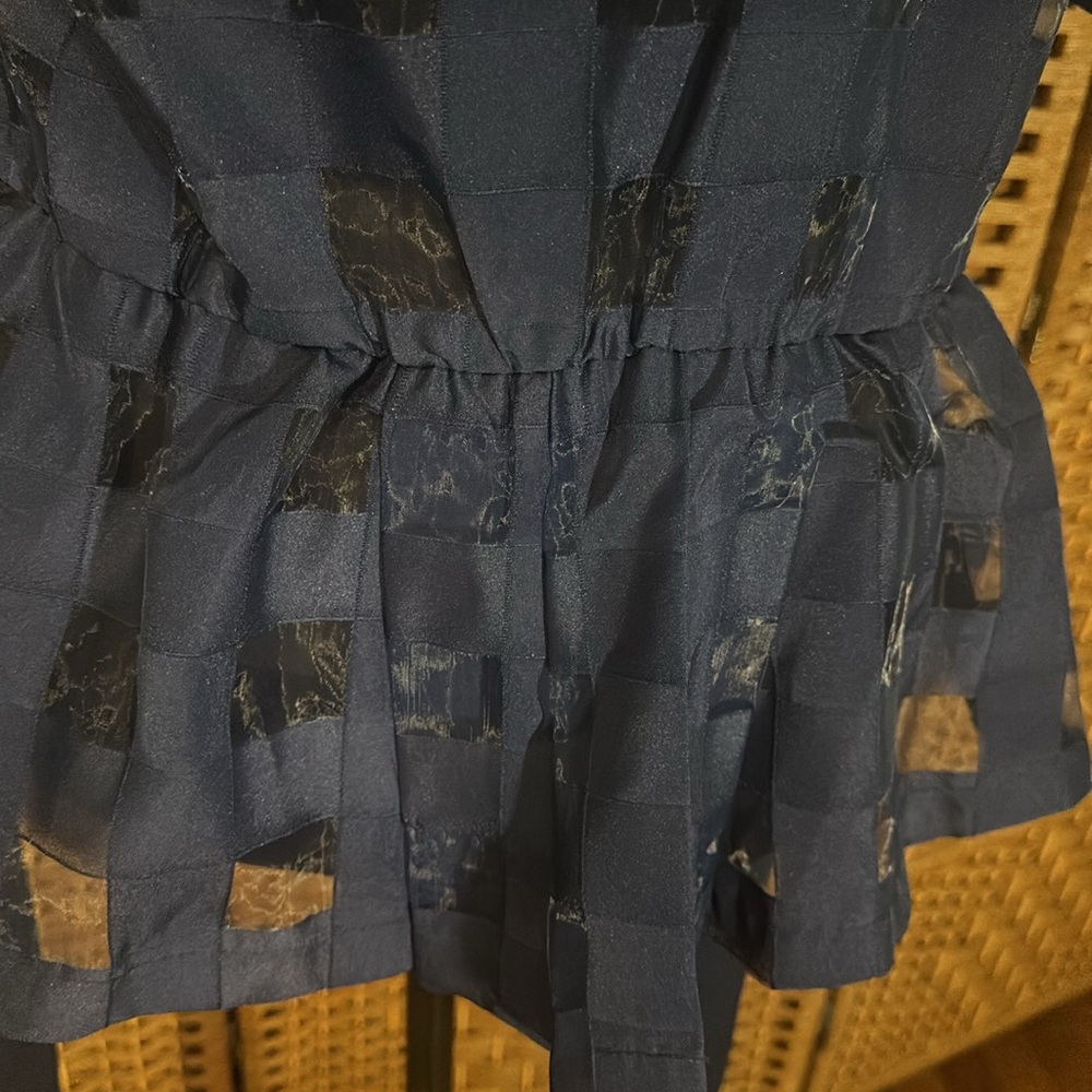 Elegant Blue Ruffled Women's Top - Picture 13 of 13